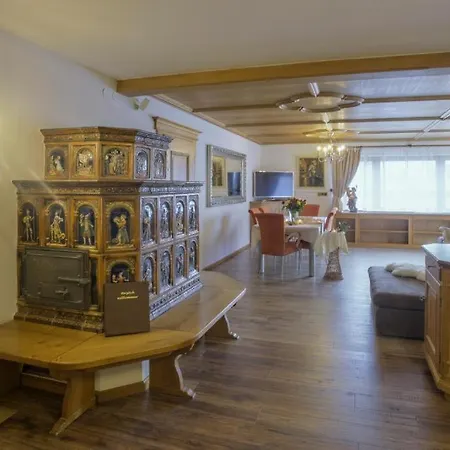 Golden Gapa Large Family Apartment 11 *